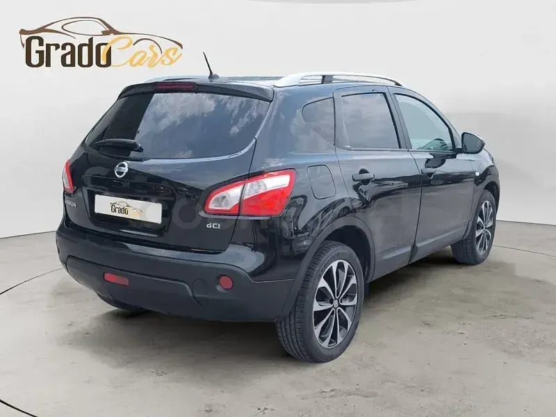 Usado Nissan Qashqai Tekna 150 CV (110 kW) 2011 Negro SUV
