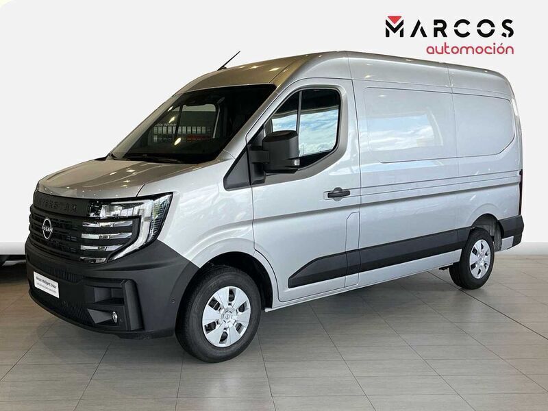 Gris cometa Nuevo 2025 Nissan Interstar N-Connecta Van | 34.900 € - Imagen 1/4