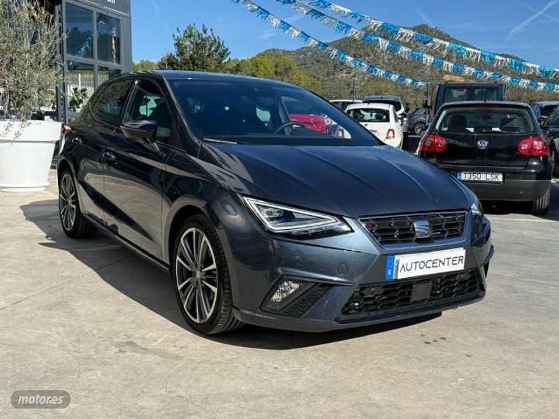 Usado Seat Ibiza FR 116 CV (85 kW) 2025 Gris Berlina