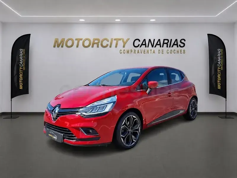 Usado Renault Clio IV LIMITED 90 CV (66 kW) 2017 Granate Berlina