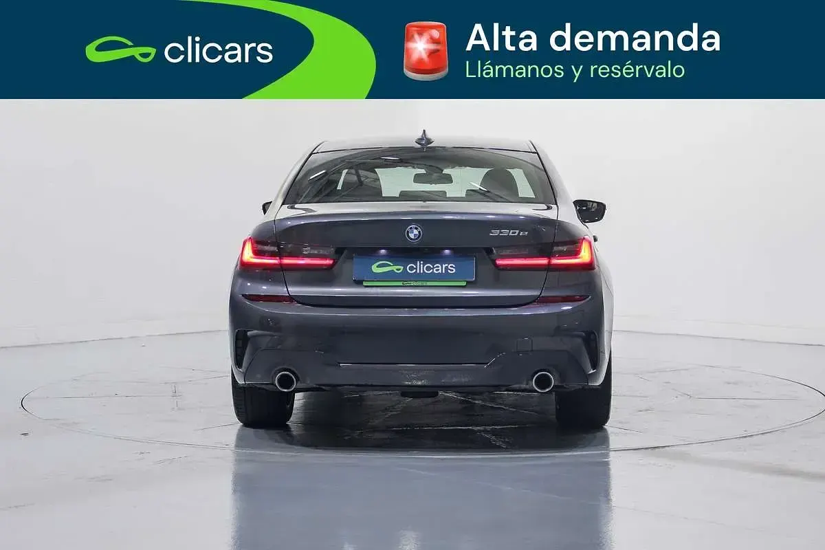 Usado BMW 330e 292 CV (214 kW) 2021 Gris Berlina