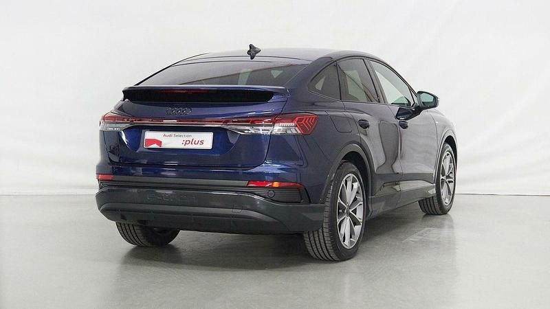Usado Audi Q4 e-tron S-Line 150 kW (204 CV) 2023 Azul SUV