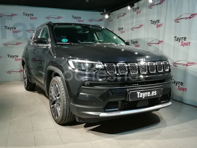 Negro Usado 2021 Jeep Compass Limited SUV | 26.800 € - Imagen 1/4