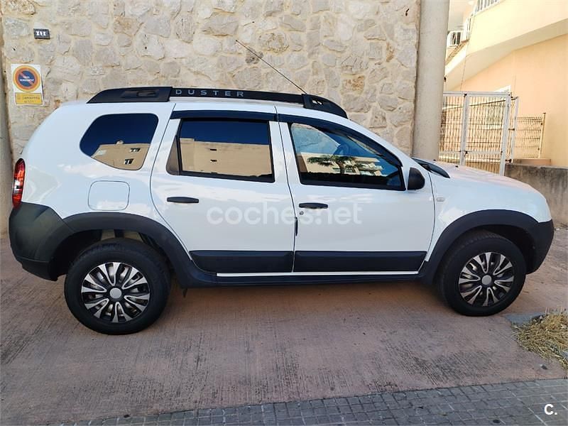 Usado Dacia Duster Lauréate 125 CV (91 kW) 2016 Blanco SUV