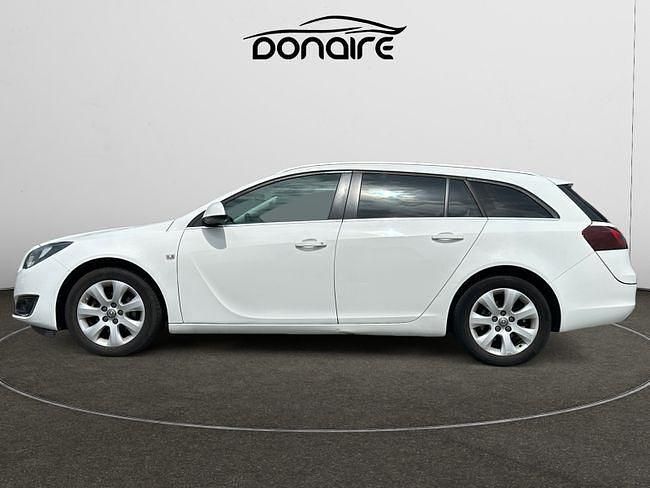 Usado Opel Insignia Excellence 136 CV (100 kW) 2015 Blanco Familiar