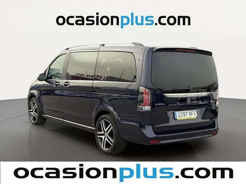 Usado Mercedes V300 Avantgarde 239 CV (175 kW) 2021 Azul Monovolumen