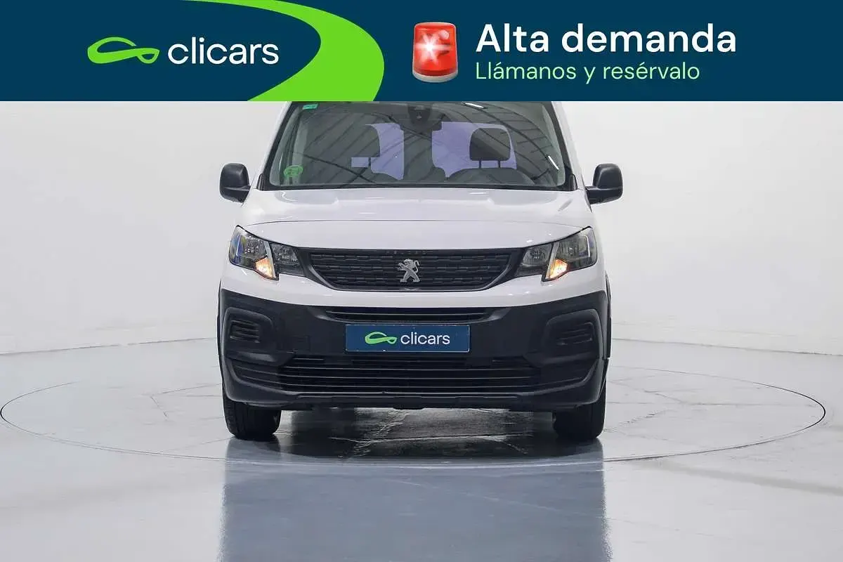 Usado Peugeot Rifter Active 131 CV (96 kW) 2020 Blanco Monovolumen
