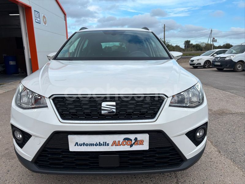 Usado Seat Arona Style 95 CV (69 kW) 2019 Blanco SUV