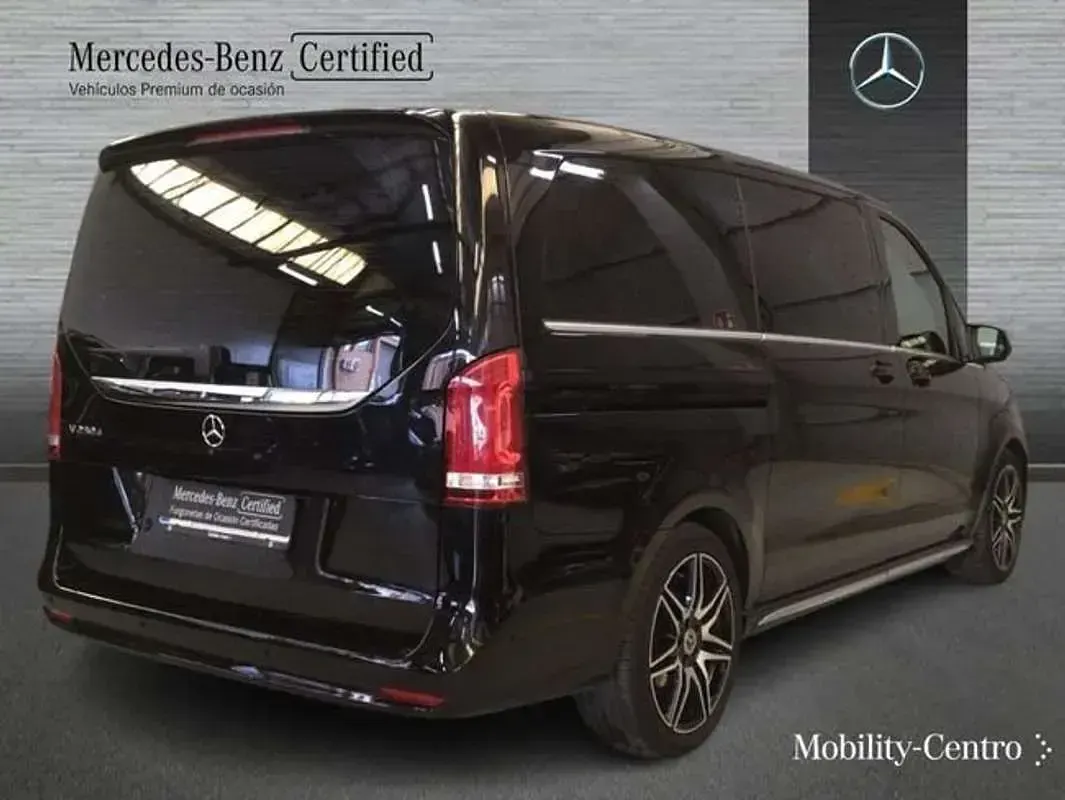 Usado Mercedes V250 Avantgarde 190 CV (139 kW) 2023 Negro Monovolumen