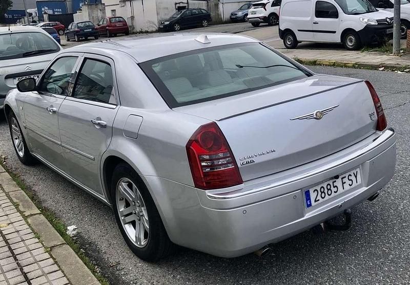 Usado Chrysler 300C 218 CV (160 kW) 2007 Gris Berlina