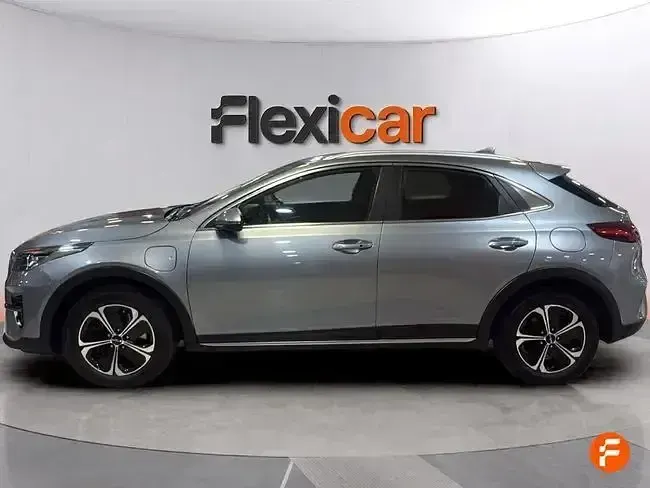 Usado Kia XCeed 141 CV (103 kW) 2021 Gris SUV