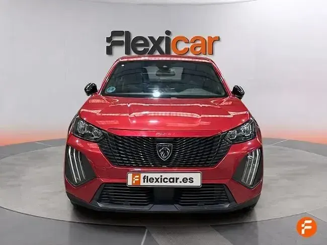 Usado Peugeot 2008 Active 100 CV (73 kW) 2023 Rojo SUV