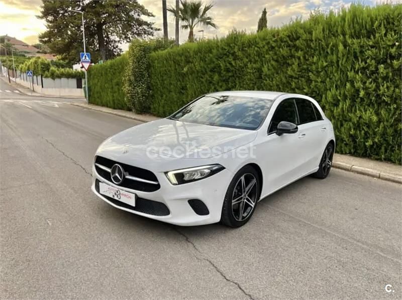 Usado Mercedes A180 109 CV (80 kW) 2019 Blanco Berlina