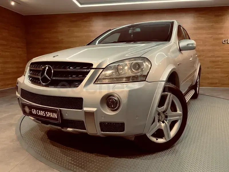 Usado Mercedes ML63 AMG AMG 510 CV (375 kW) 2008 Gris / plata SUV