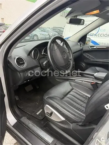 Usado Mercedes ML320 224 CV (164 kW) 2007 Gris / plata SUV