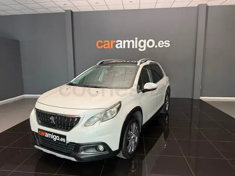 Usado Peugeot 2008 Allure 110 CV (80 kW) 2017 Blanco SUV