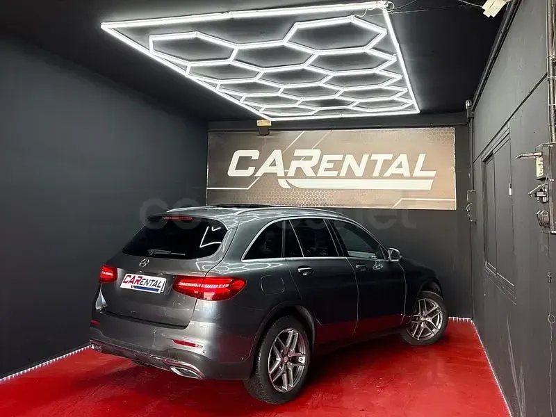 Usado Mercedes GLC220 AMG line 170 CV (125 kW) 2016 Gris / plata SUV