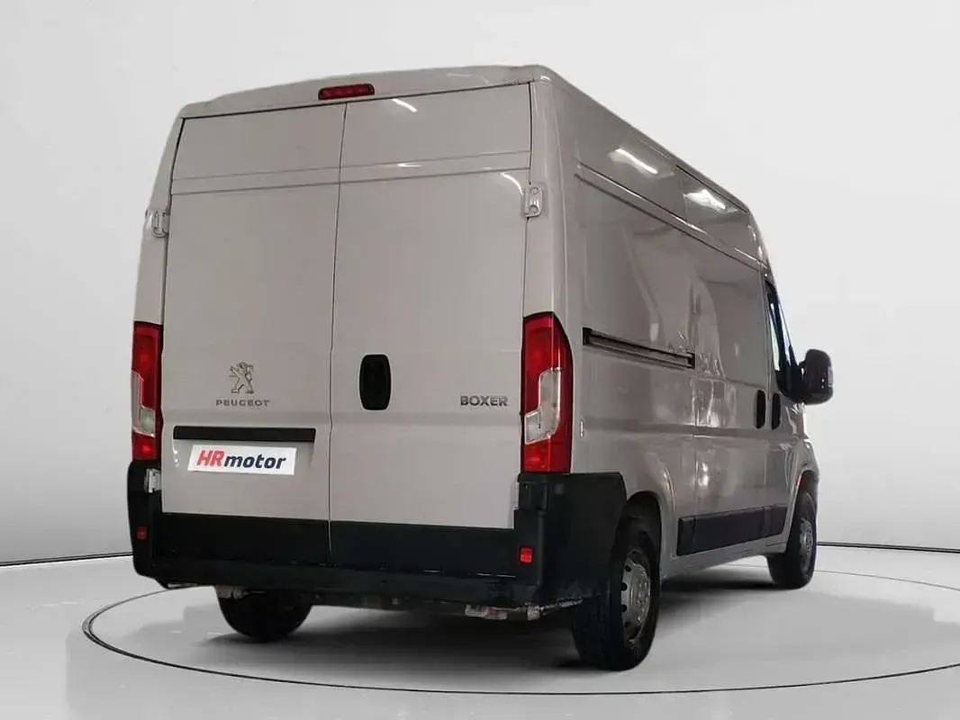 Usado Peugeot Boxer S 140 CV (102 kW) 2023 Blanco Van