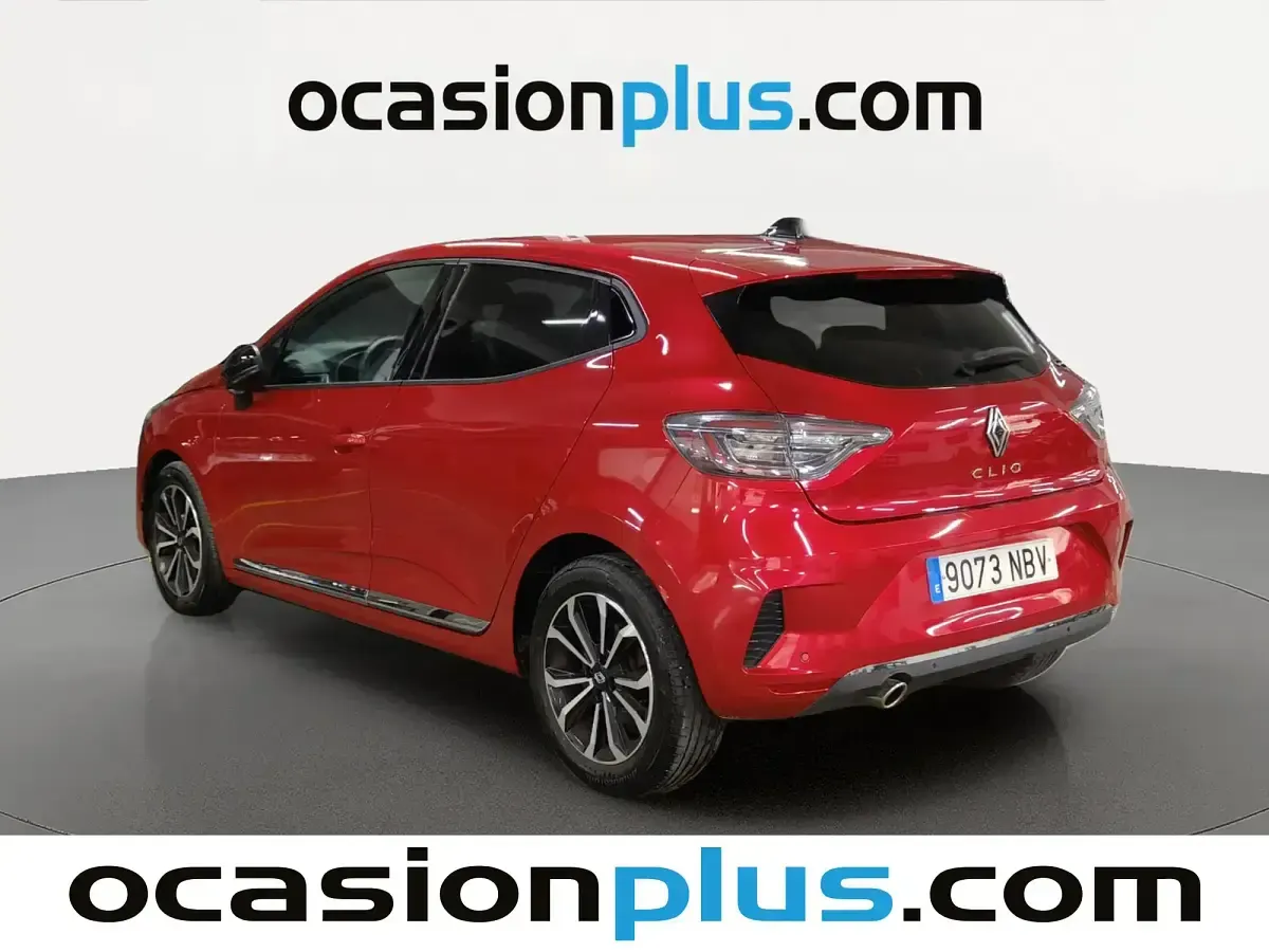 Usado Renault Clio V Techno 100 CV (73 kW) 2025 Rojo Berlina