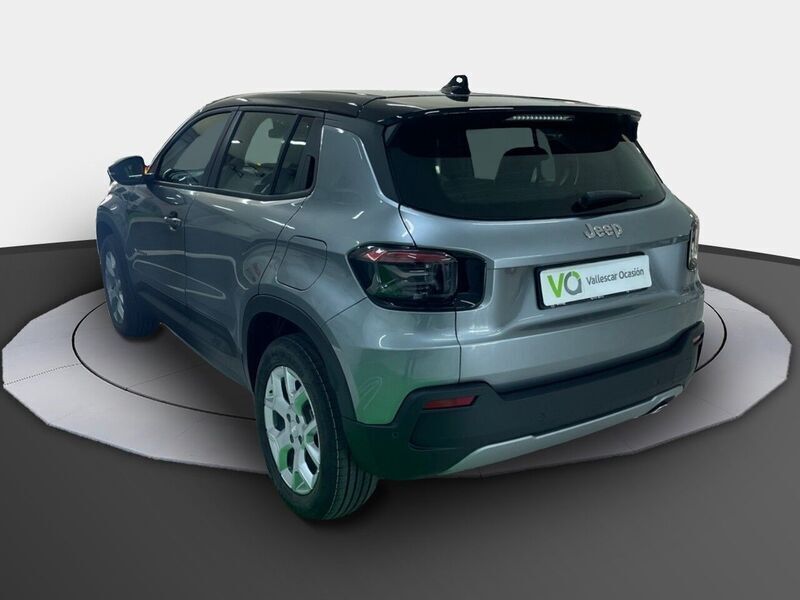 Usado Jeep Avenger Altitude 100 CV (73 kW) 2023 Gris SUV