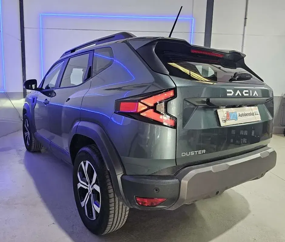 Usado Dacia Duster Essentiel 101 CV (74 kW) 2025 Verde SUV