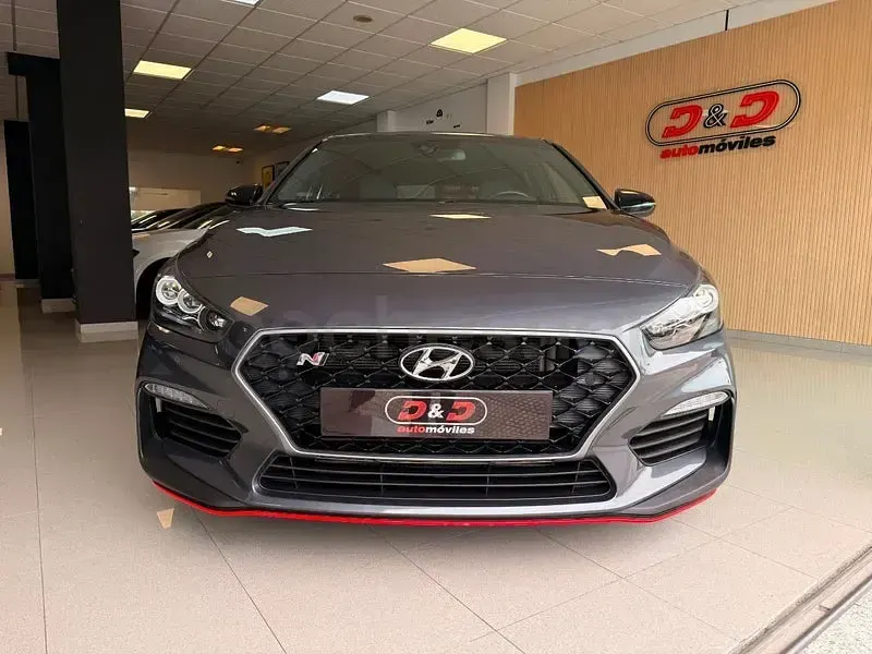 Usado Hyundai i30 N Performance 275 CV (202 kW) 2020 Gris / plata Berlina
