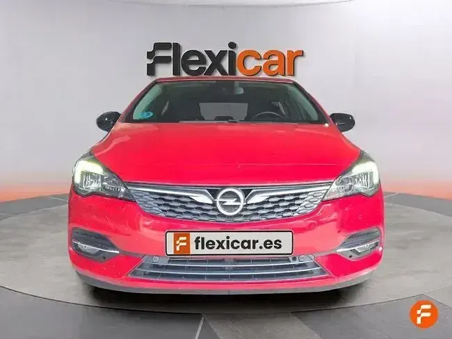 Usado Opel Astra Design & Tech 130 CV (95 kW) 2021 Rojo Berlina