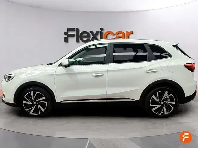 Usado MG ZS Luxury 197 CV (144 kW) 2025 Blanco SUV