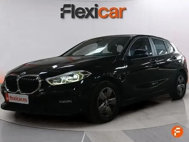 Usado BMW 118 150 HP (110 kW) 2020 Preto Citadino