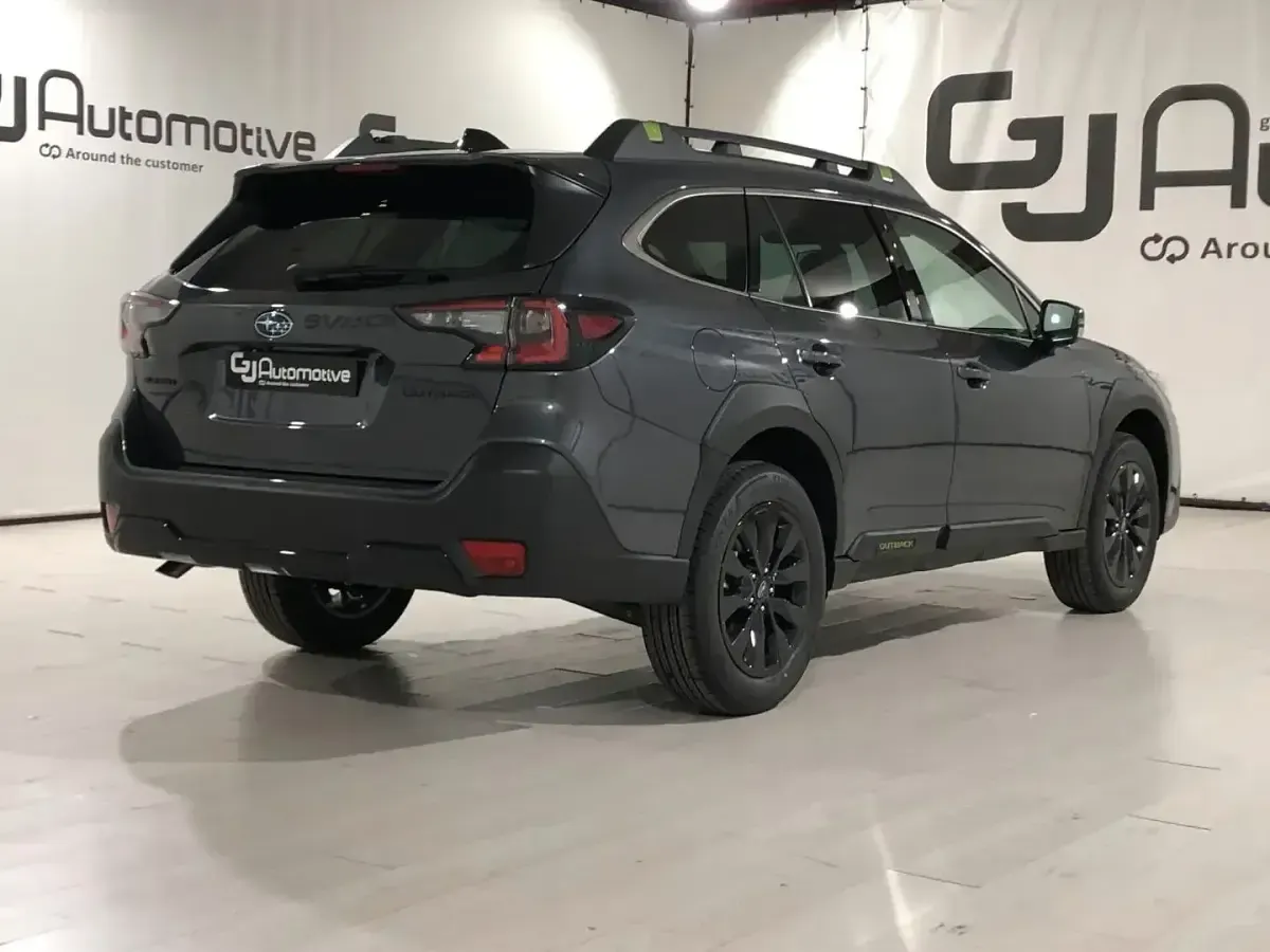 Usado Subaru Outback 169 CV (124 kW) 2023 Gris SUV