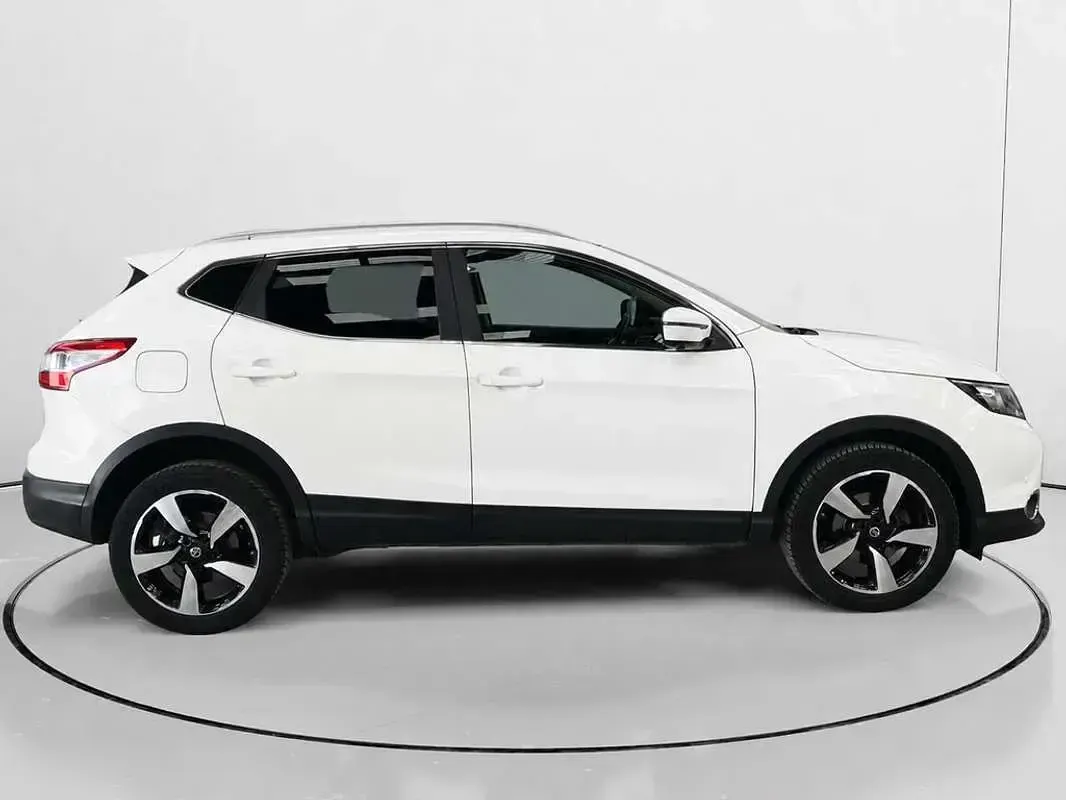 Usado Nissan Qashqai Tekna 116 CV (85 kW) 2016 Blanco SUV