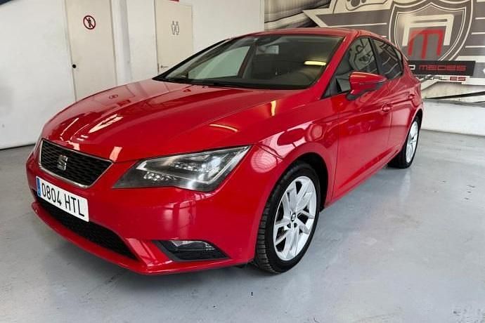 Usado Seat Leon Copa 105 CV (77 kW) 2013 Rojo Berlina