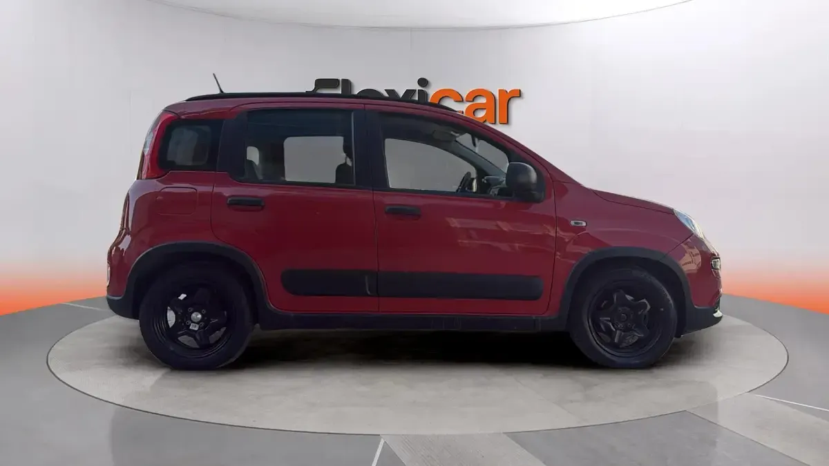 Usado Fiat Panda City Life 70 CV (51 kW) 2022 Rojo Utilitario