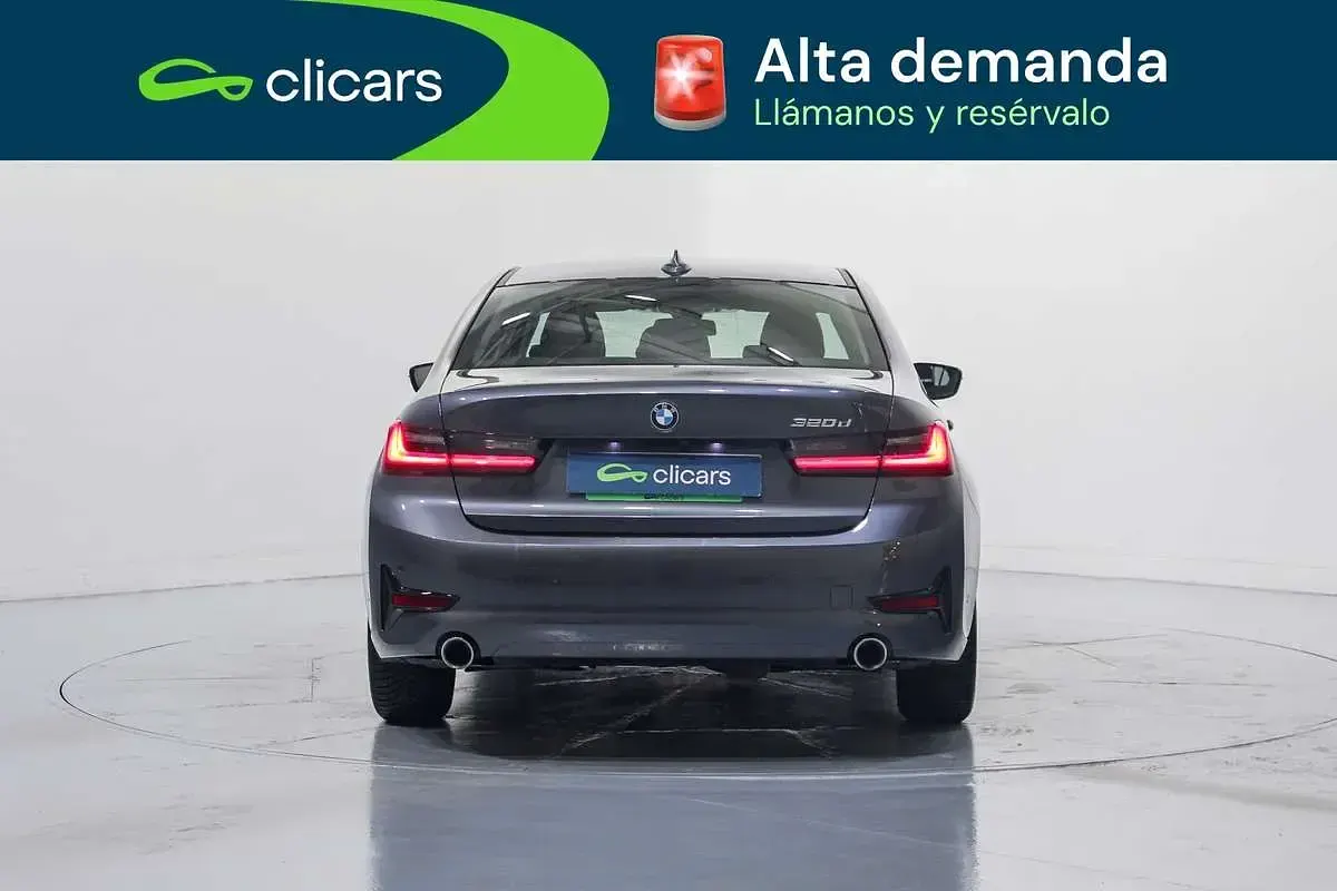 Usado BMW 320 190 CV (139 kW) 2021 Gris Berlina