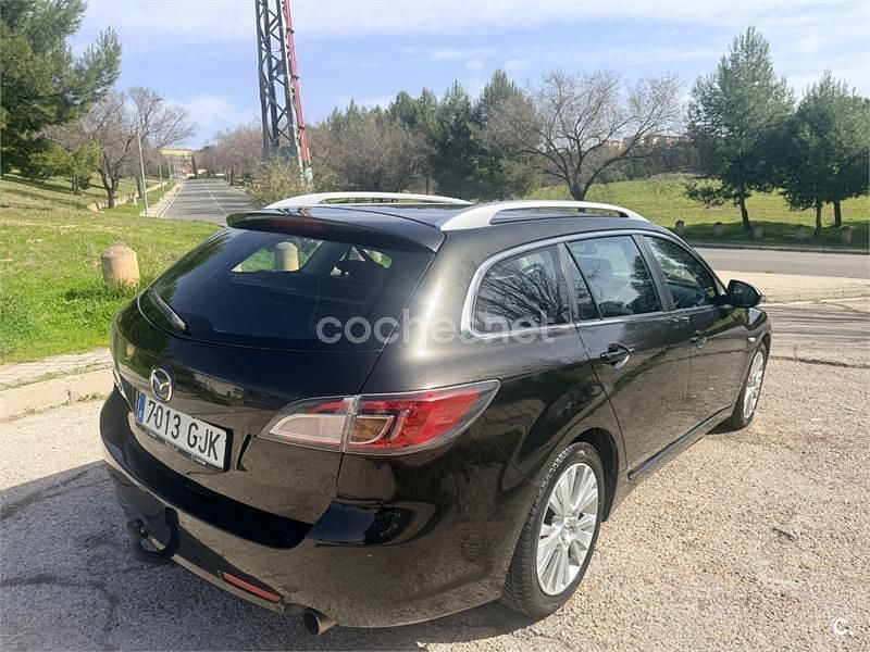 Usado Mazda 6 Luxury 140 CV (102 kW) 2010 Negro Familiar