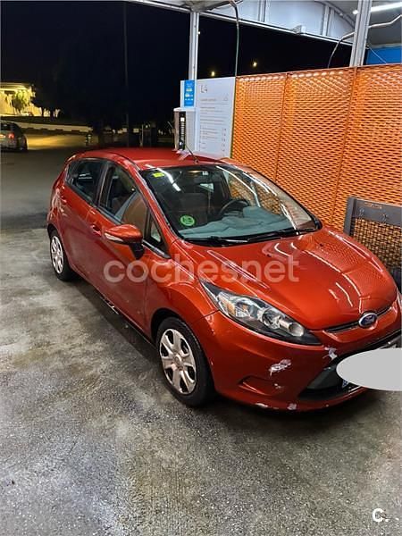 Granate Usado 2009 Ford Fiesta Trend Berlina | 5000 € (Buen precio) - Imagen 1/4