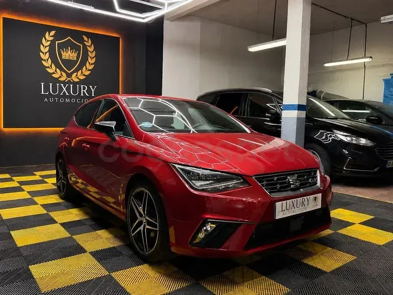 Usado Seat Ibiza FR 110 CV (80 kW) 2021 Rojo Utilitario
