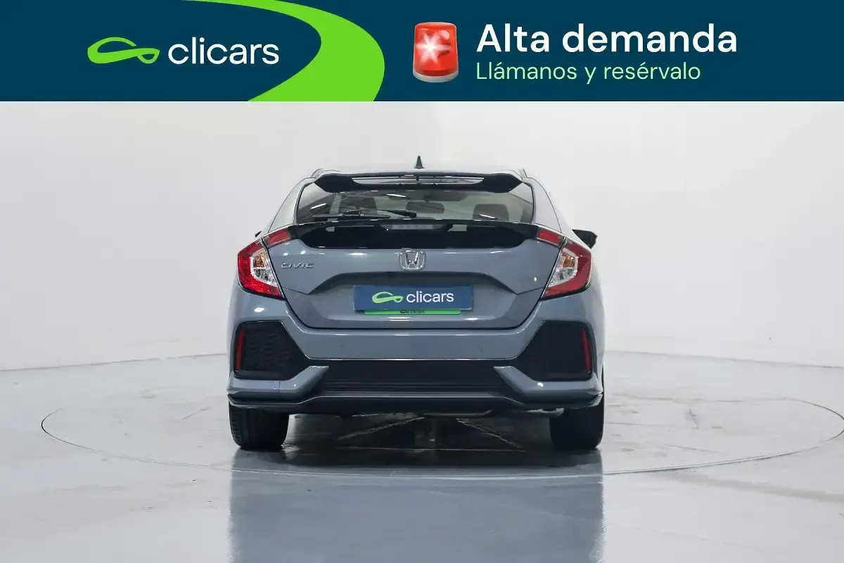 Usado Honda Civic Elegance 129 CV (94 kW) 2018 Gris Berlina
