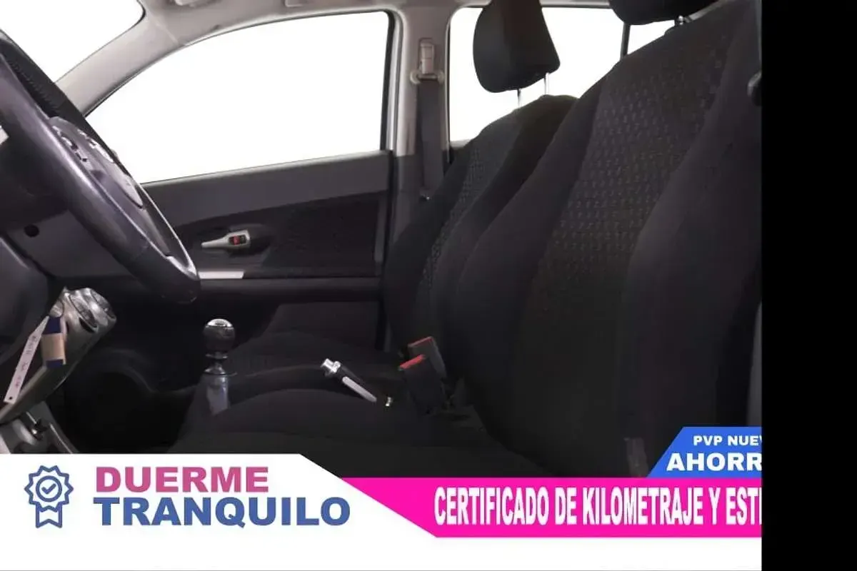 Usado Toyota Urban Cruiser 101 CV (74 kW) 2009 Gris Utilitario