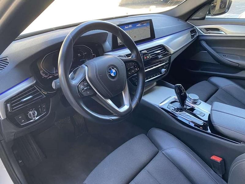 Używany BMW 530e iPerformance 252 KM (185 kW) 2019 Biały Sedan/Limuzyna