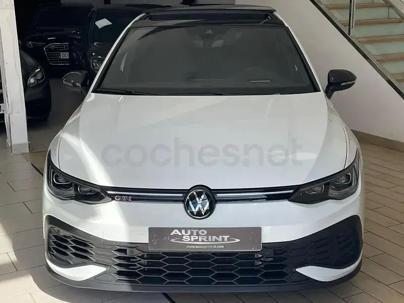 Usado VW Golf VIII GTI Clubsport 301 CV (221 kW) 2022 Blanco Berlina