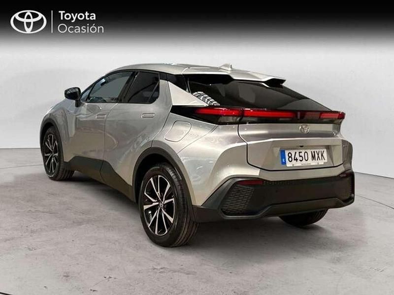 Usado Toyota C-HR Advance 140 CV (102 kW) 2024 Gris SUV