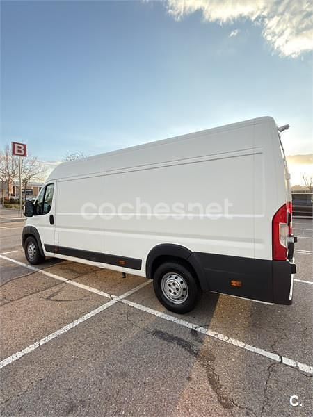 Usado Peugeot Boxer 130 CV (95 kW) 2012 Blanco Van