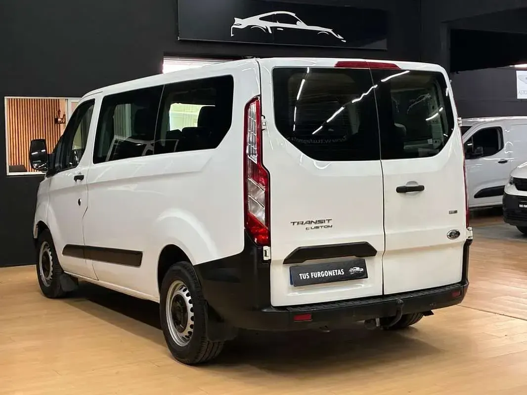 Usado Ford Transit Custom Trend 125 CV (91 kW) 2019 Blanco Van