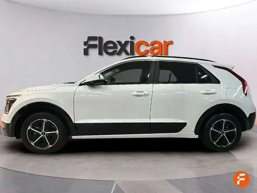 Usado Kia Niro 129 CV (94 kW) 2025 Blanco SUV