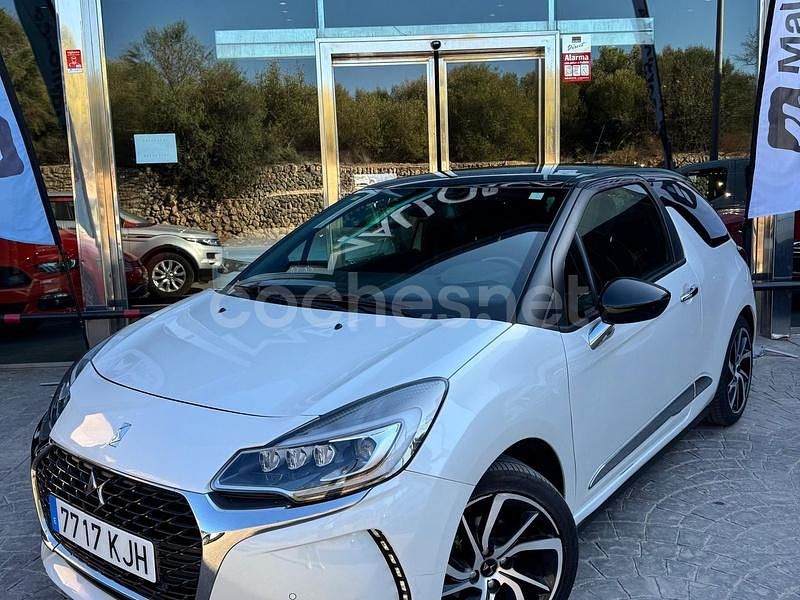 Blanco Usado 2018 DS Automobiles DS3 Berlina | 9990 € (Precio justo) - Imagen 1/4
