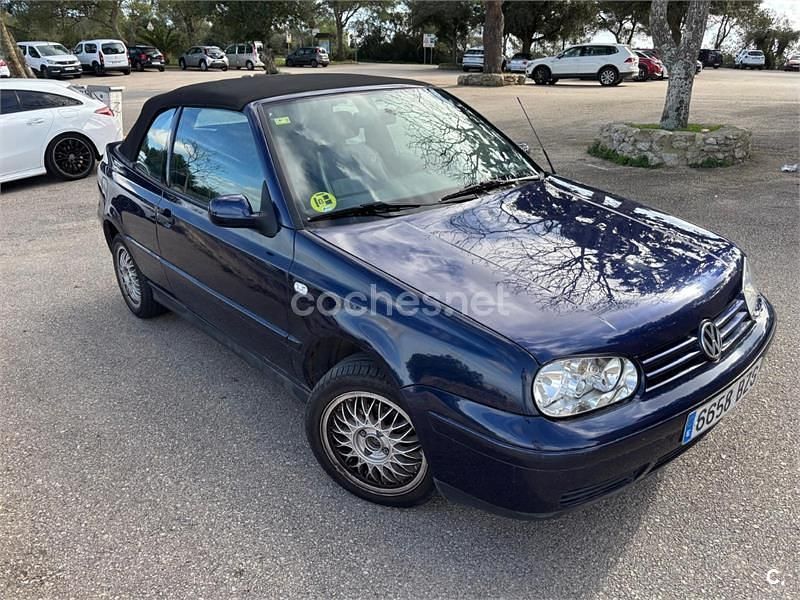Occasion VW Golf Cabriolet Edition 115 ch (84 kW) 2002 Bleue Cabriolet