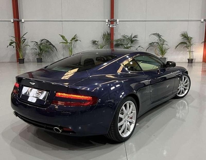 Usado Aston Martin DB9 450 CV (330 kW) 2005 Azul Descapotable