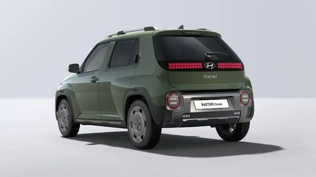 Usado Hyundai Inster 84 kW (115 CV) 2026 Verde Utilitario
