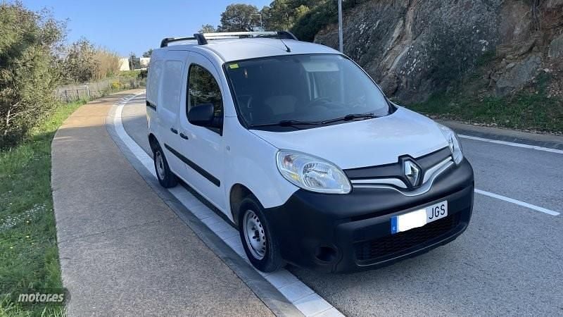 Usado Renault Kangoo 75 CV (55 kW) 2015 Blanco Monovolumen